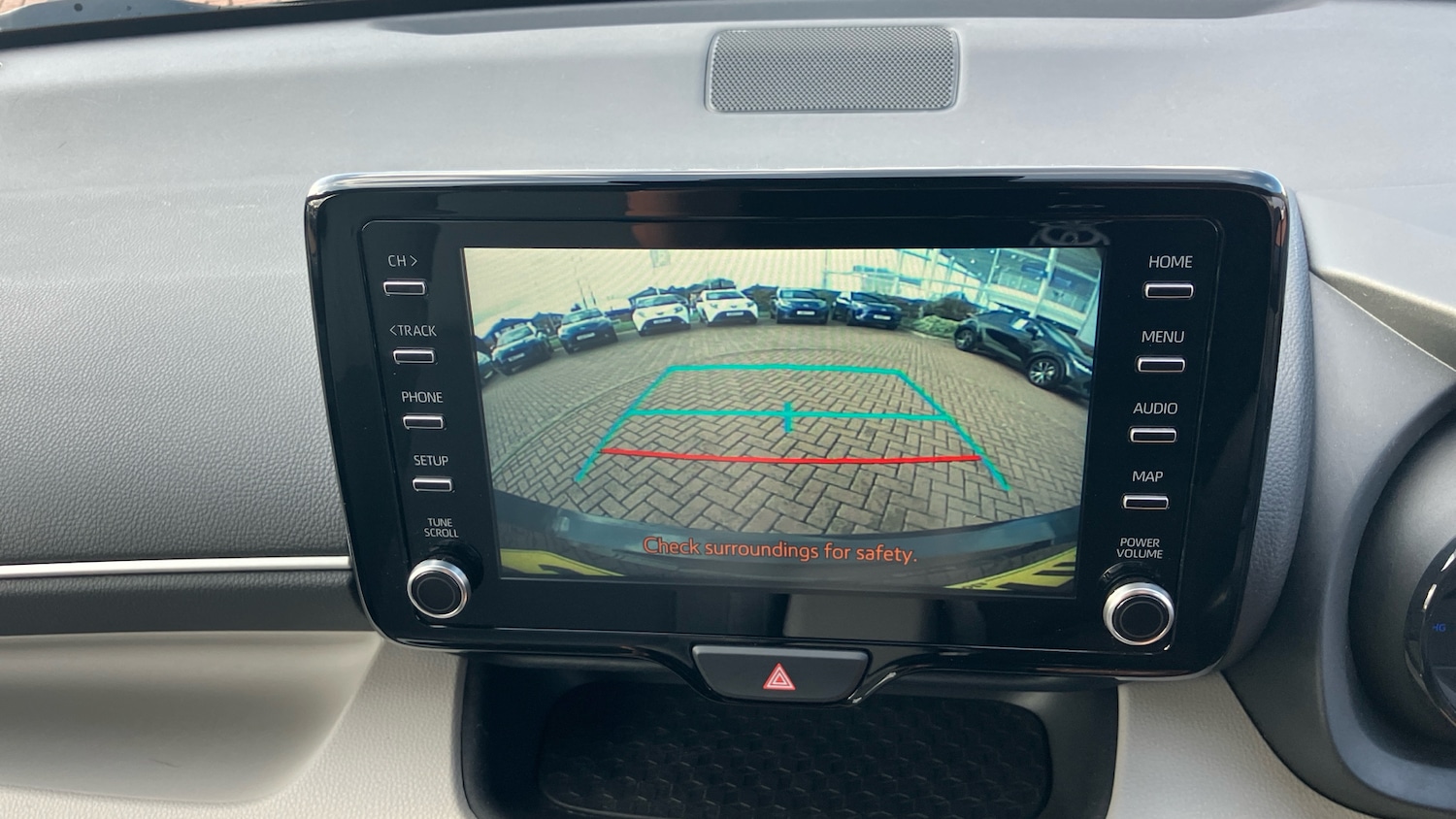 Used Toyota Yaris 2020 for sale - 76449220: Photo 27