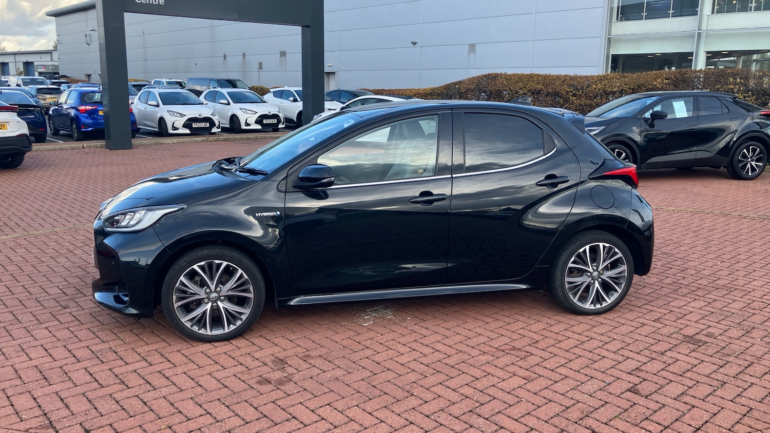 Used Toyota Yaris 2020 for sale - 76449220: Photo 30