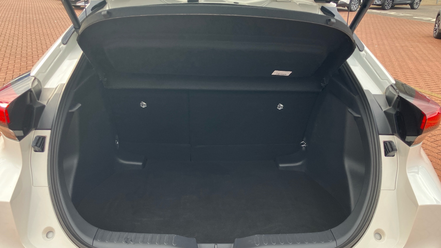 Used Toyota C-HR 2024 for sale - 77094359: Photo 14