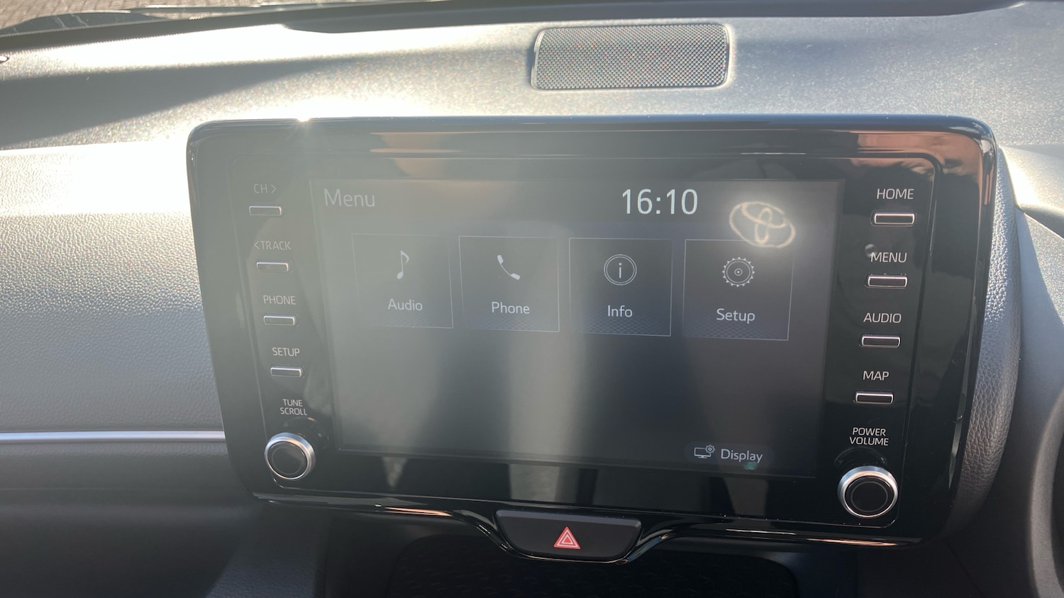 Used Toyota Yaris 2023 for sale - 76005878: Photo 24
