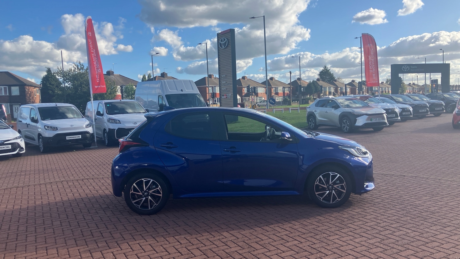Used Toyota Yaris 2023 for sale - 76005878: Photo 32