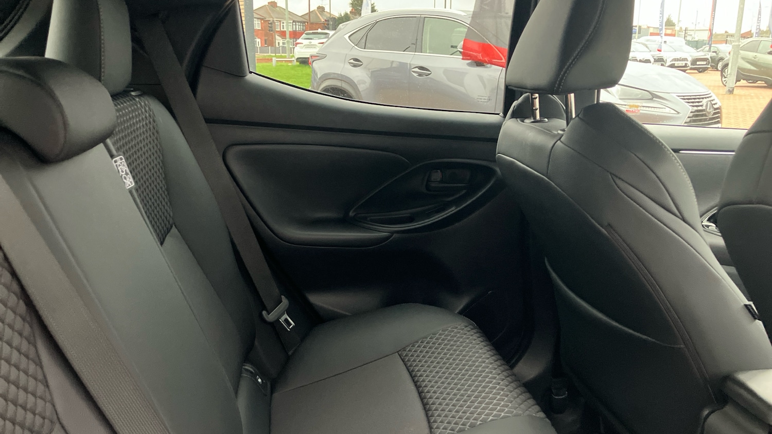 Used Toyota Yaris 2025 for sale - 77777475: Photo 12