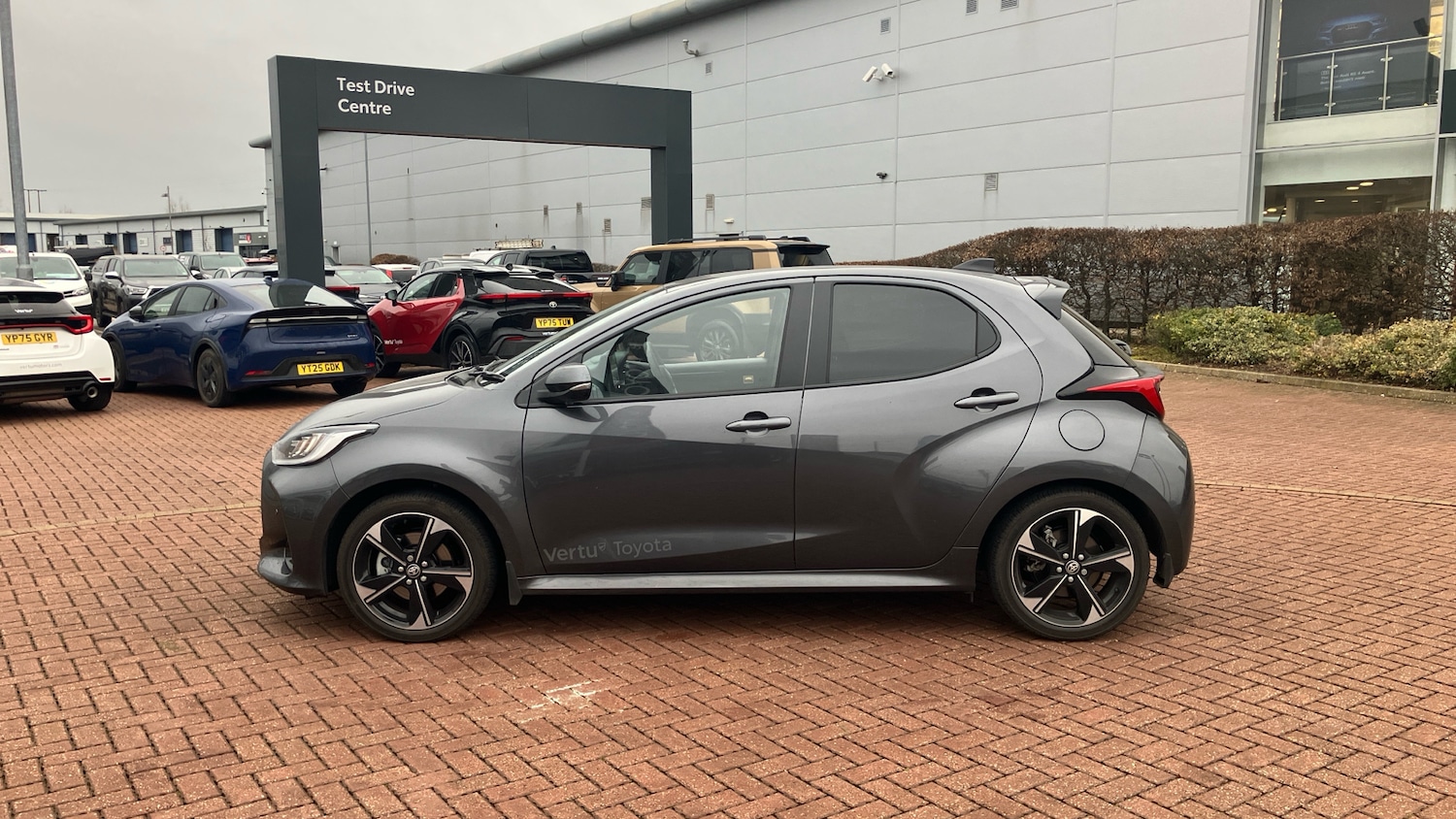 Used Toyota Yaris 2025 for sale - 77777475: Photo 17