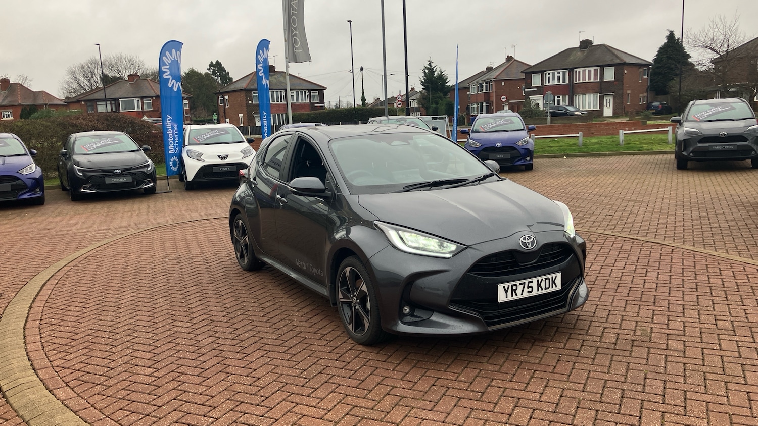 Used Toyota Yaris 2025 for sale - 77777475: Photo 30