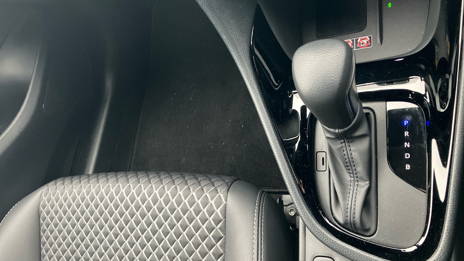 Used Toyota Yaris 2025 for sale - 77777475: Photo 38