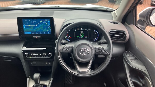 Used Toyota Yaris Cross 2023 for sale - 76243524: Photo 6