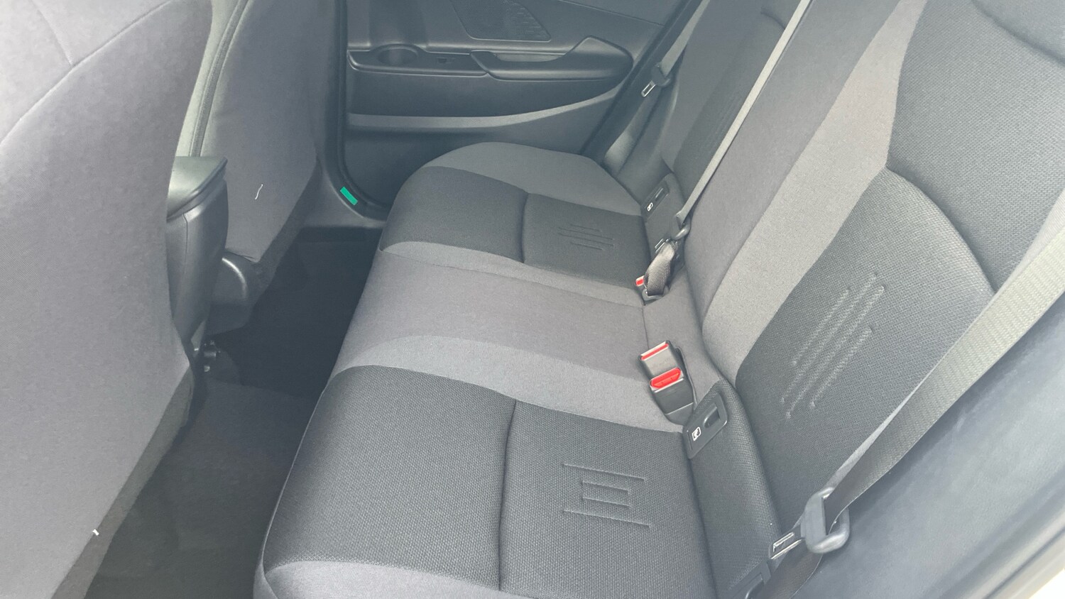 Used Toyota C-HR 2025 for sale - 76907657: Photo 13