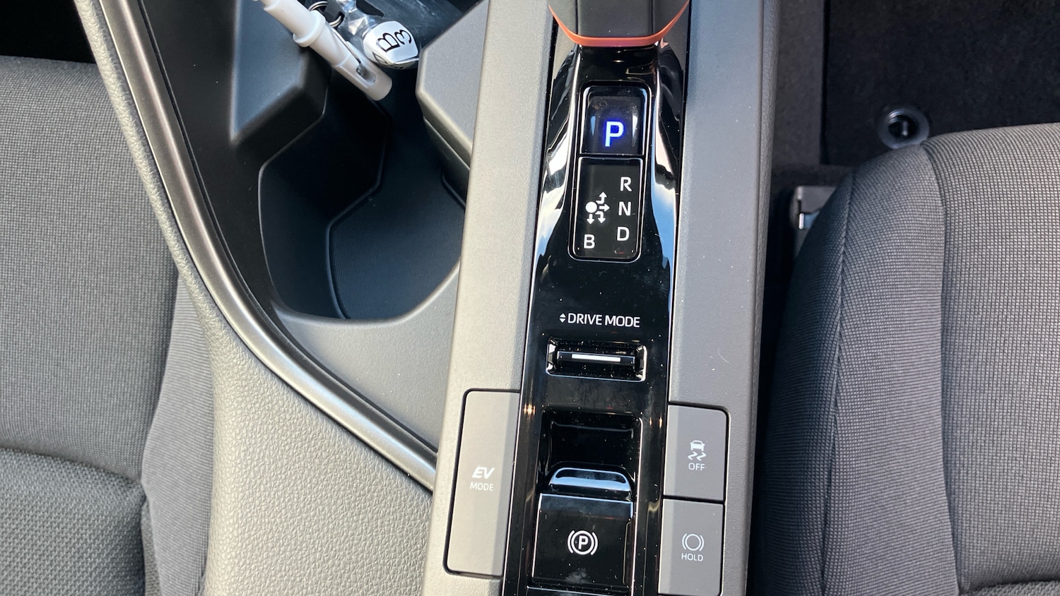 Used Toyota C-HR 2025 for sale - 76907657: Photo 34