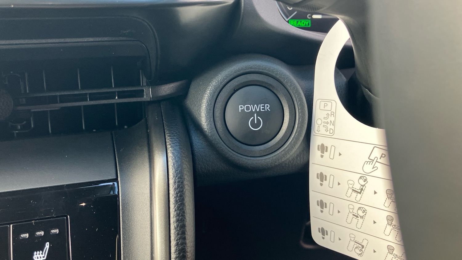 Used Toyota C-HR 2025 for sale - 76907657: Photo 37