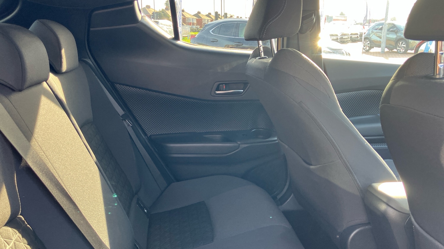 Used Toyota C-HR 2021 for sale - 77676978: Photo 12