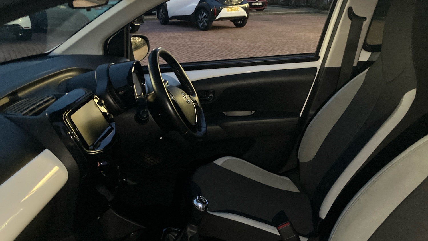 Used Toyota AYGO 2017 for sale - 77350283: Photo 10