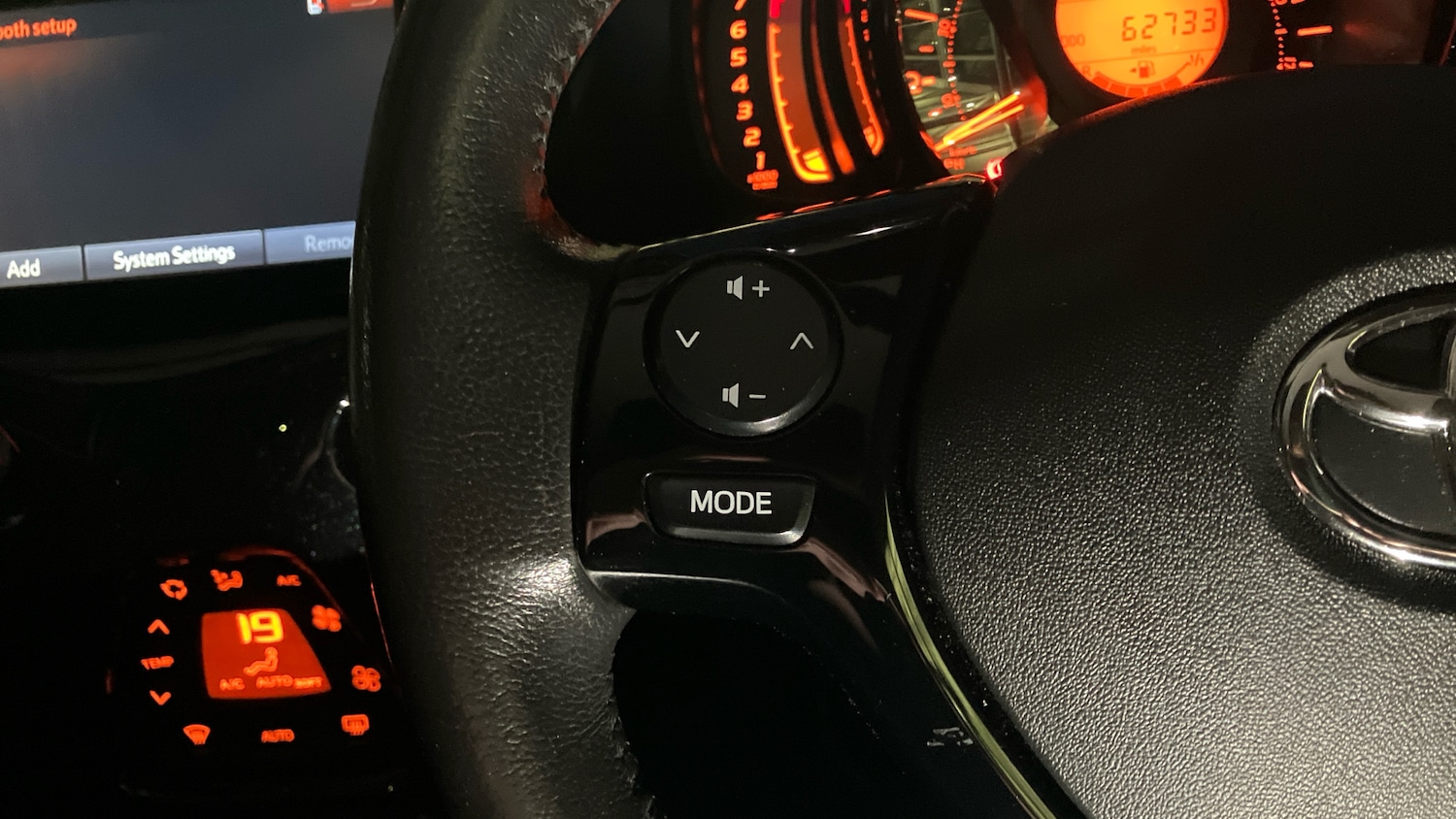 Used Toyota AYGO 2017 for sale - 77350283: Photo 36