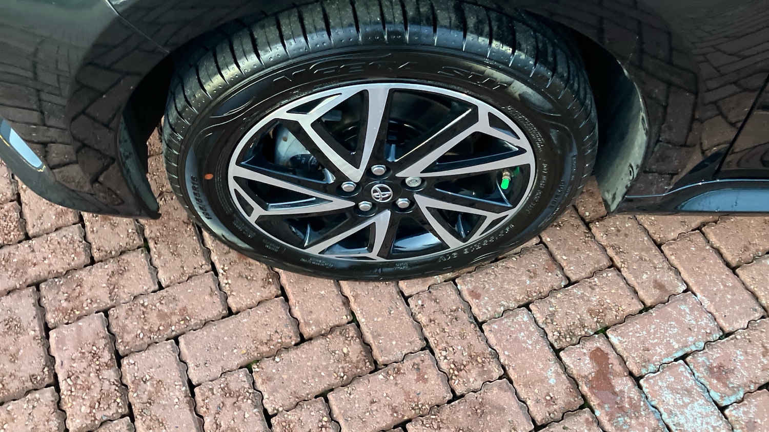 Used Toyota Yaris 2023 for sale - 77225688: Photo 29