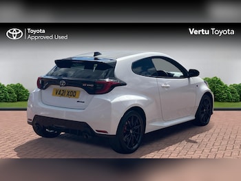 Used Toyota Yaris 2021 for sale - 79153638: Photo