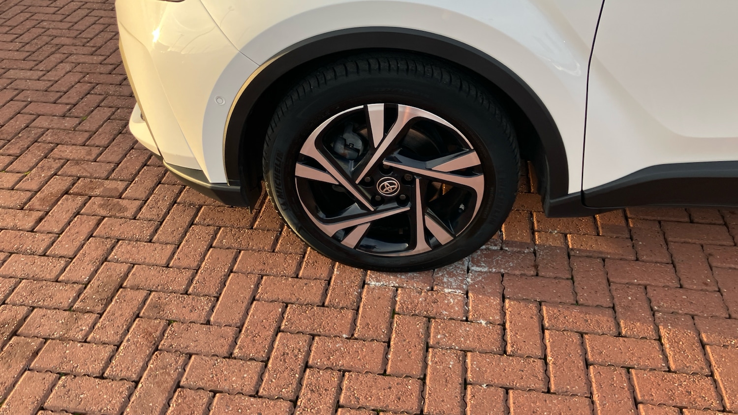 Used Toyota C-HR 2022 for sale - 76452631: Photo 35