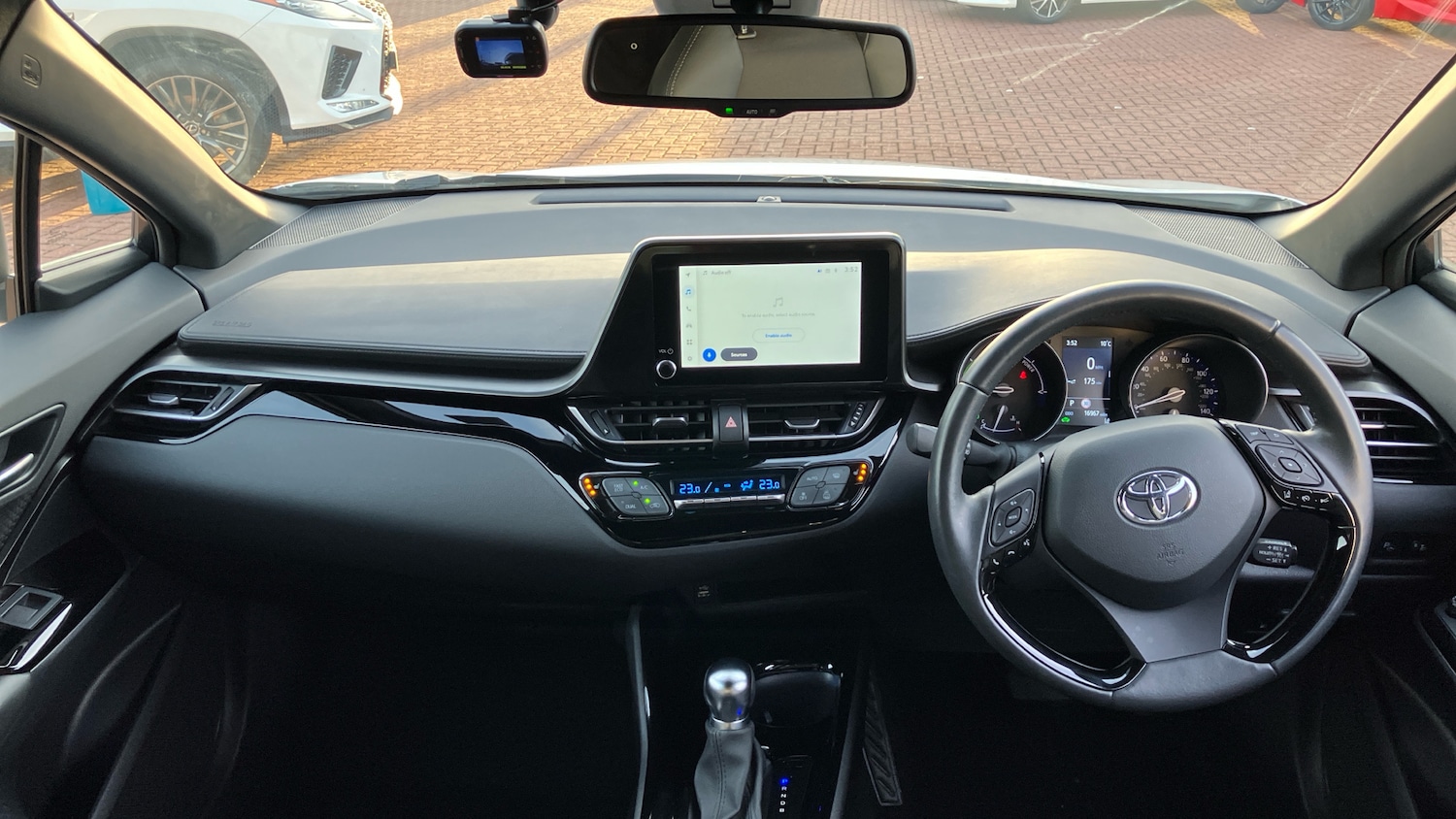 Used Toyota C-HR 2022 for sale - 76452631: Photo 37