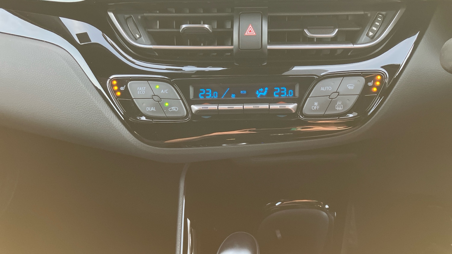 Used Toyota C-HR 2022 for sale - 76452631: Photo 42