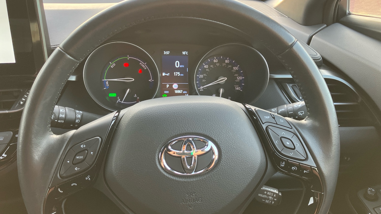 Used Toyota C-HR 2022 for sale - 76452631: Photo 44