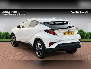 Used Toyota C-HR 2022 for sale - 76452631: Photo