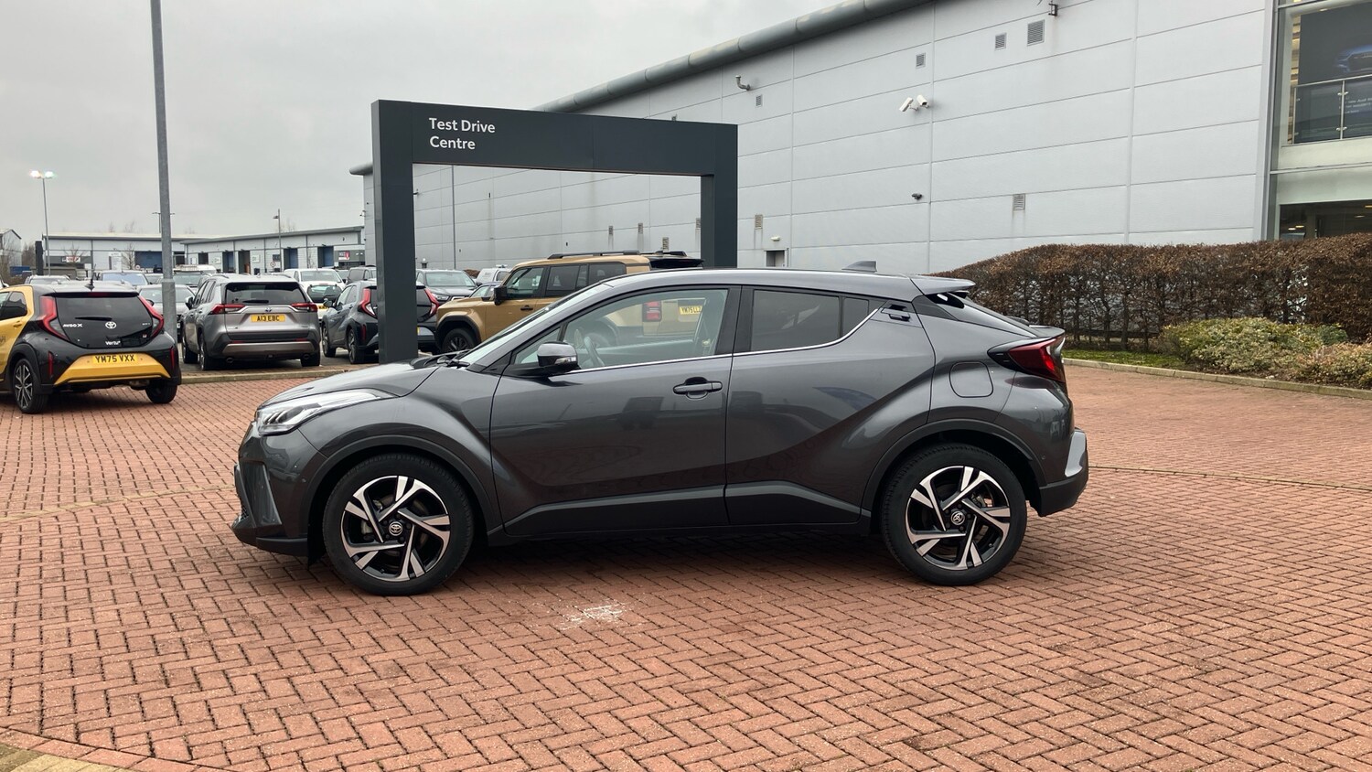 Used Toyota C-HR 2023 for sale - 77405639: Photo 17