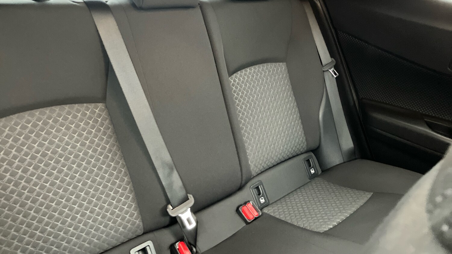 Used Toyota C-HR 2023 for sale - 77405639: Photo 20