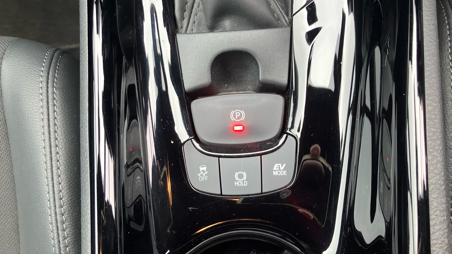 Used Toyota C-HR 2023 for sale - 77405639: Photo 34