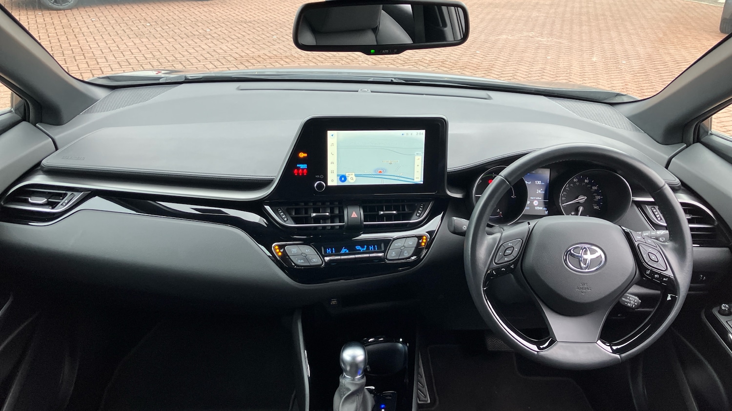 Used Toyota C-HR 2023 for sale - 77405639: Photo 5