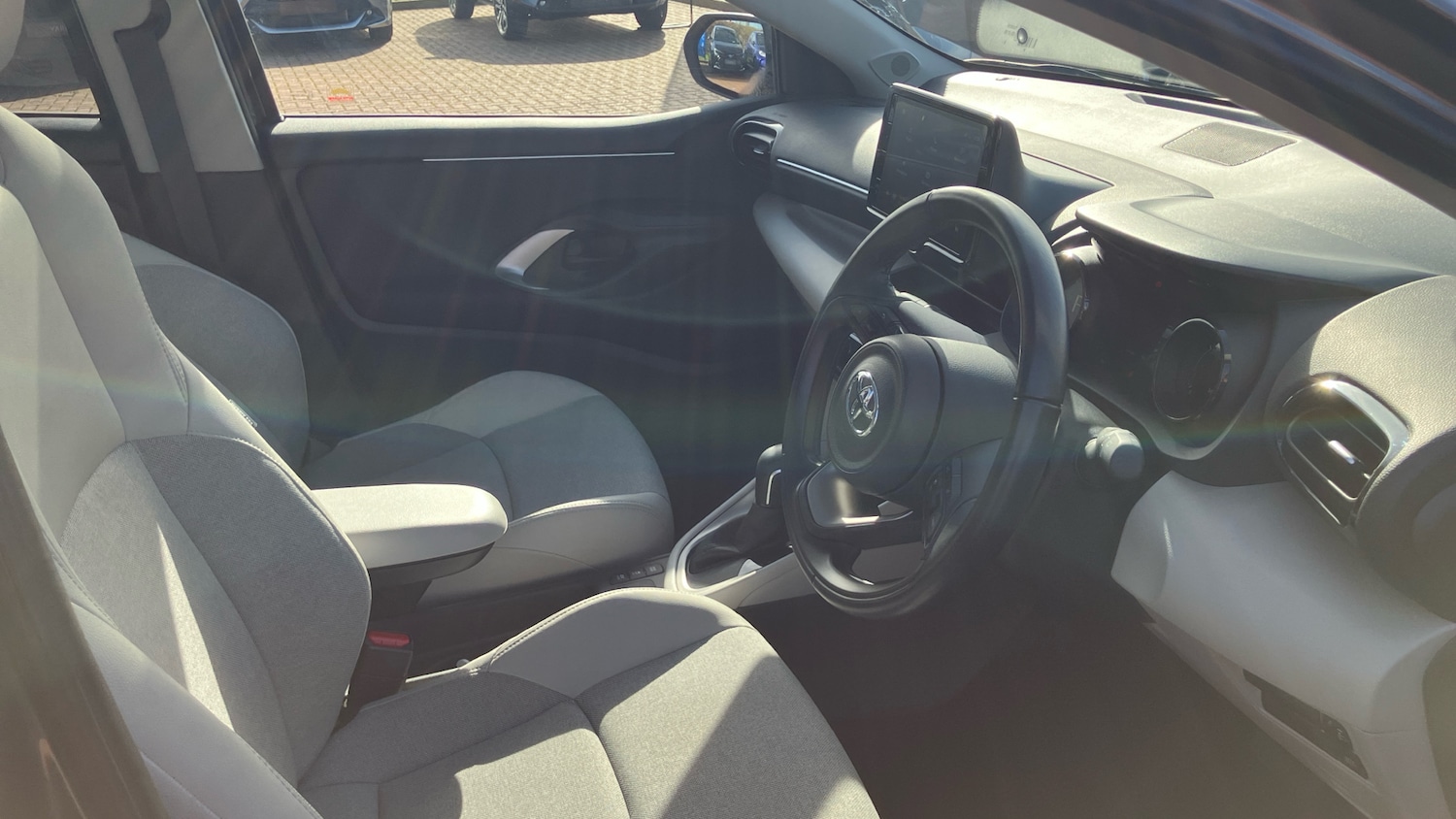 Used Toyota Yaris 2023 for sale - 77779060: Photo 11