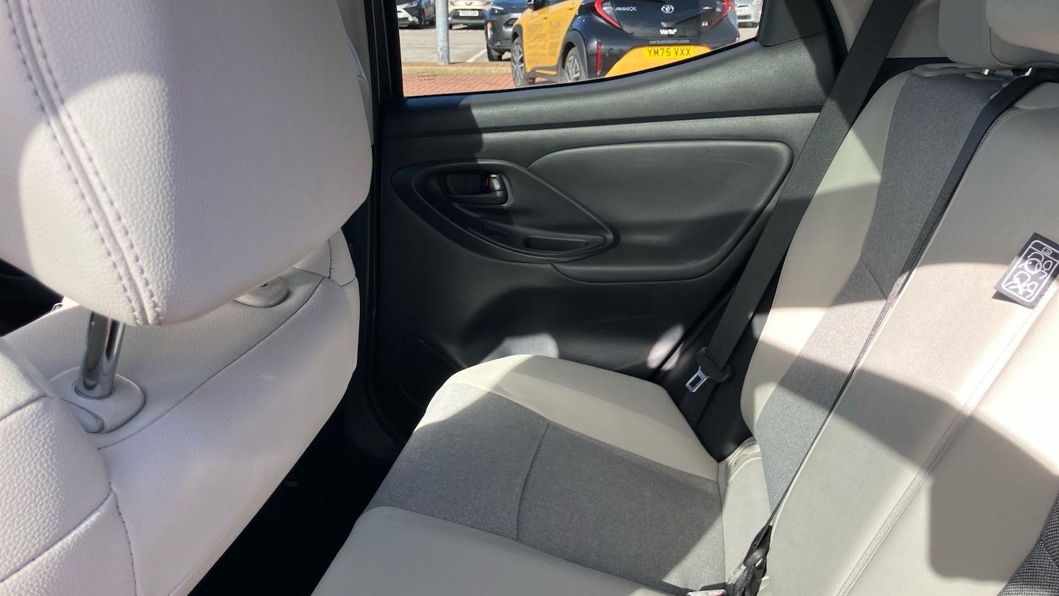 Used Toyota Yaris 2023 for sale - 77779060: Photo 13