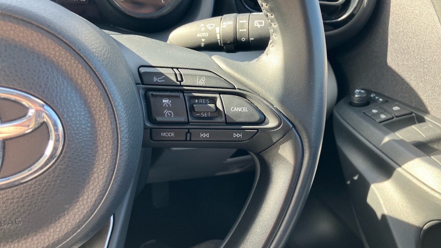 Used Toyota Yaris 2023 for sale - 77779060: Photo 41