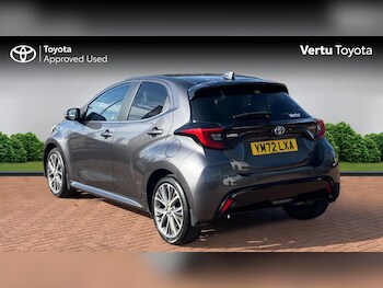 Used Toyota Yaris 2023 for sale - 77779060: Photo