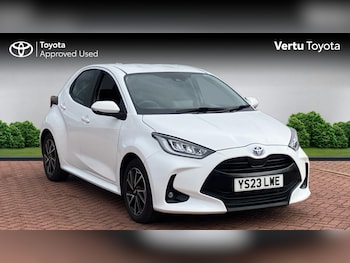 Used Toyota Yaris 2023 for sale - 76452629: Photo