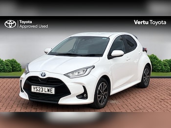 Used Toyota Yaris 2023 for sale - 76452629: Photo