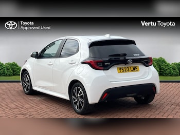Used Toyota Yaris 2023 for sale - 76452629: Photo