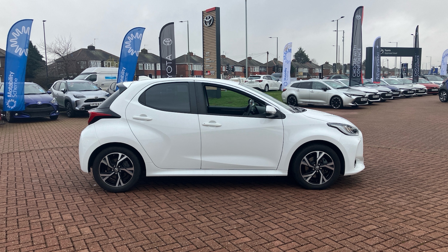 Used Toyota Yaris 2024 for sale - 77434527: Photo 16