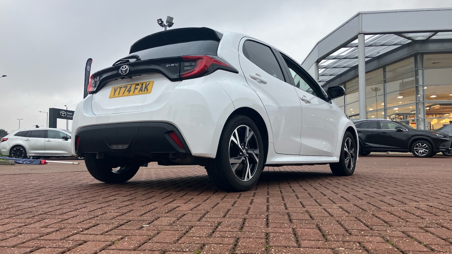 Used Toyota Yaris 2024 for sale - 77434527: Photo 31