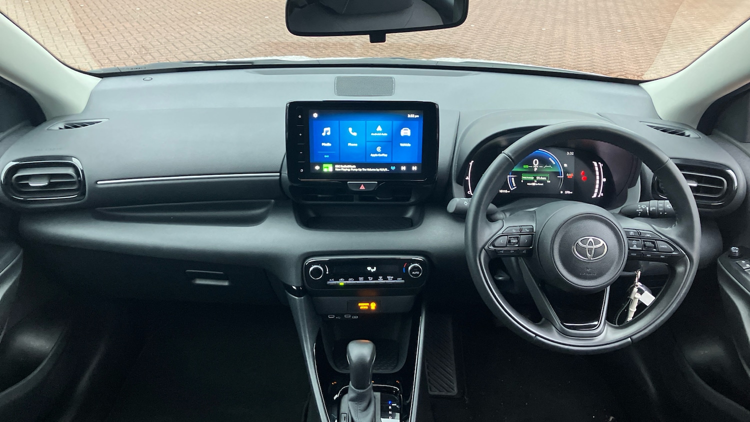 Used Toyota Yaris 2024 for sale - 77434527: Photo 5