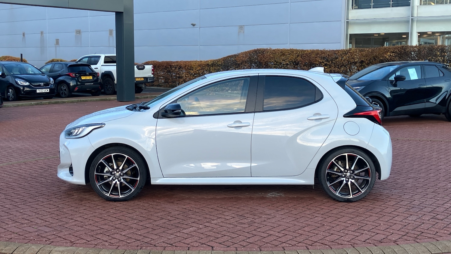 Used Toyota Yaris 2023 for sale - 76627867: Photo 17