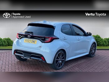 Used Toyota Yaris 2023 for sale - 76627867: Photo