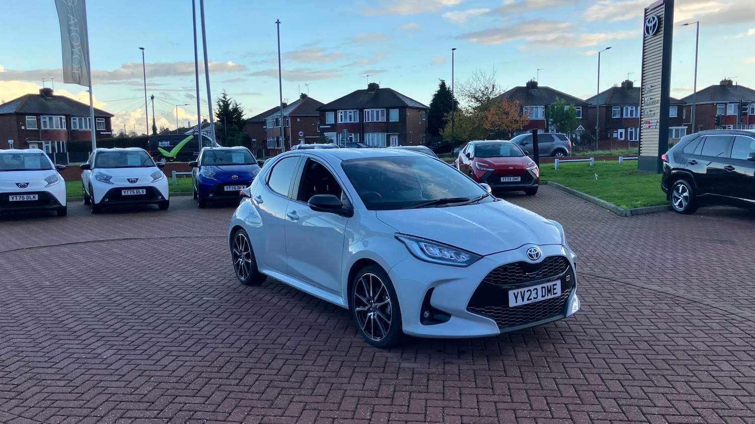 Used Toyota Yaris 2023 for sale - 76627867: Photo 32