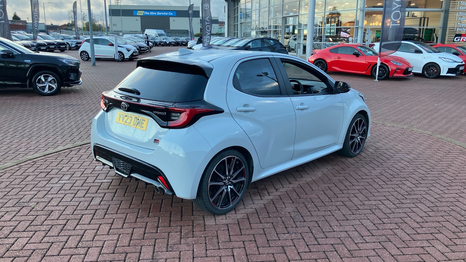 Used Toyota Yaris 2023 for sale - 76627867: Photo 35