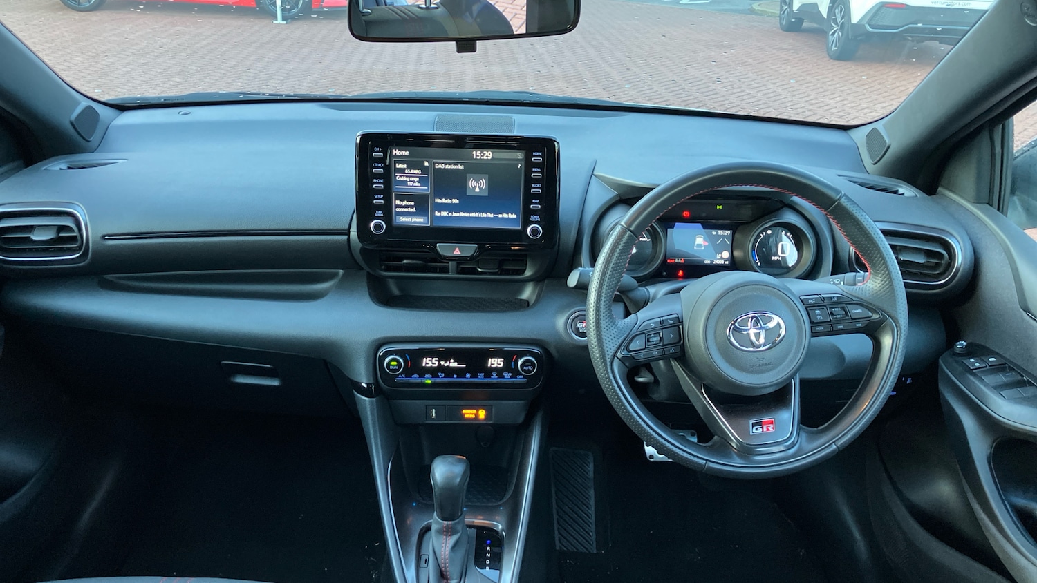 Used Toyota Yaris 2023 for sale - 76627867: Photo 5