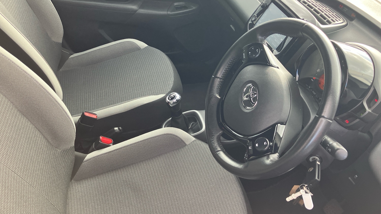 Used Toyota AYGO 2022 for sale - 76461758: Photo 11