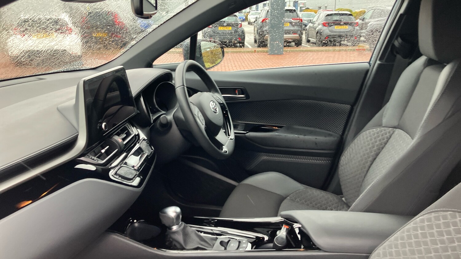 Used Toyota C-HR 2023 for sale - 76193090: Photo 10