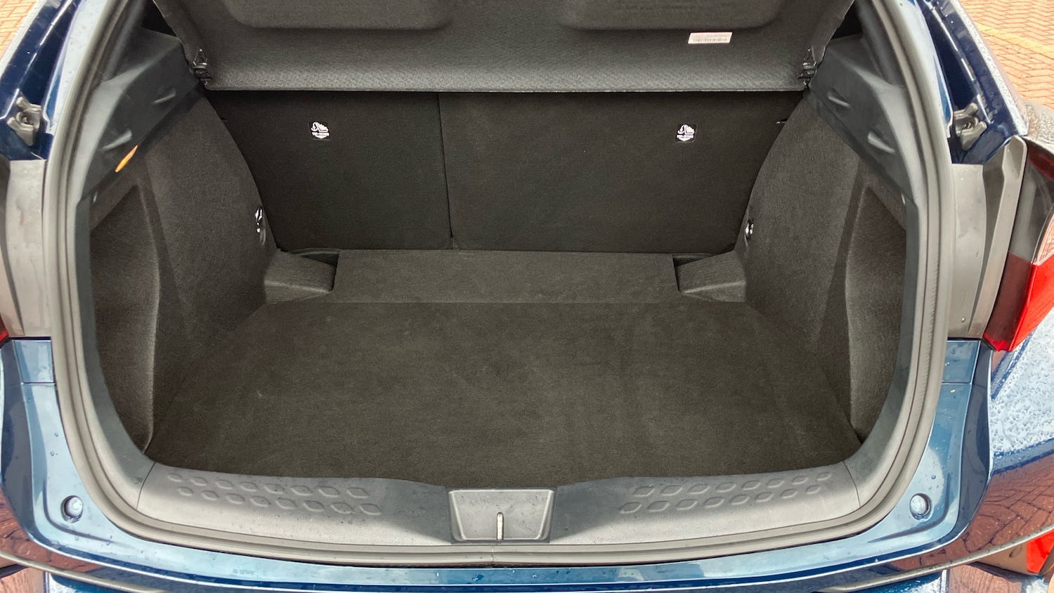 Used Toyota C-HR 2023 for sale - 76193090: Photo 14