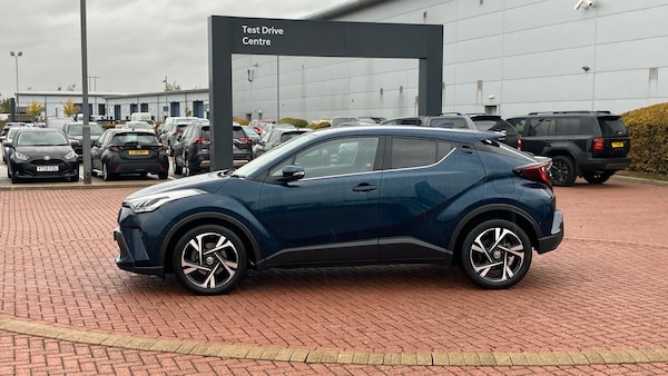 Used Toyota C-HR 2023 for sale - 76193090: Photo 17