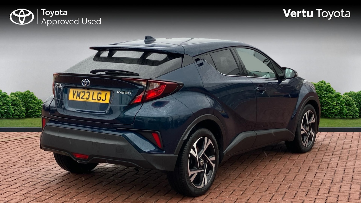 Used Toyota C-HR 2023 for sale - 76193090: Photo 2