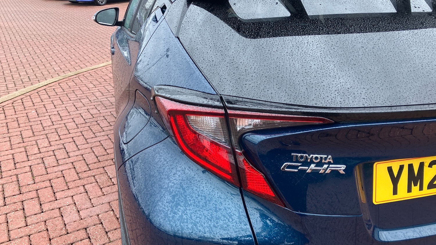 Used Toyota C-HR 2023 for sale - 76193090: Photo 21