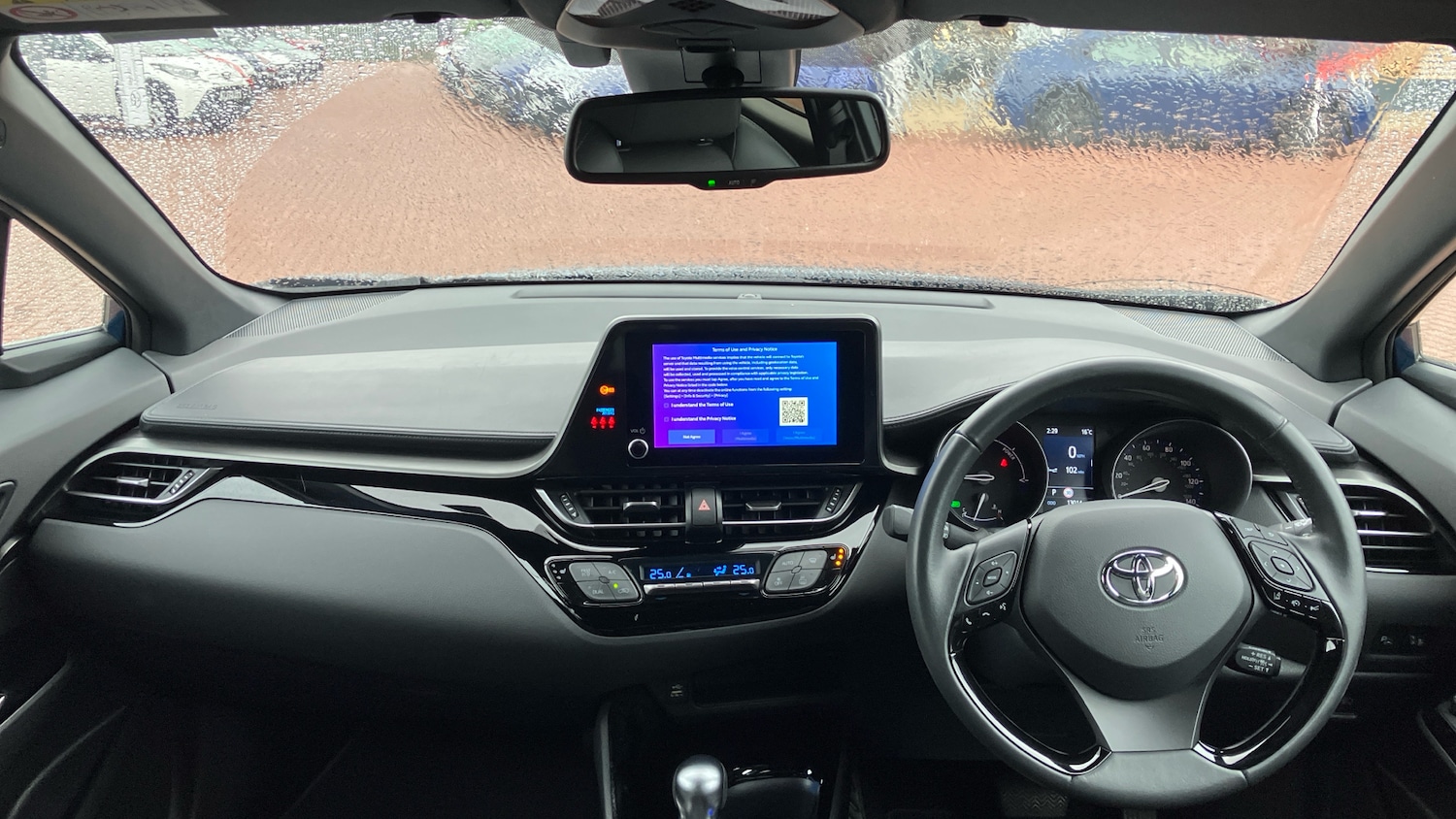 Used Toyota C-HR 2023 for sale - 76193090: Photo 5