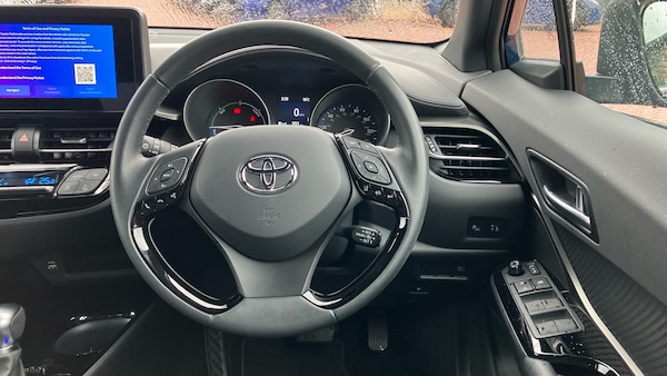 Used Toyota C-HR 2023 for sale - 76193090: Photo 8